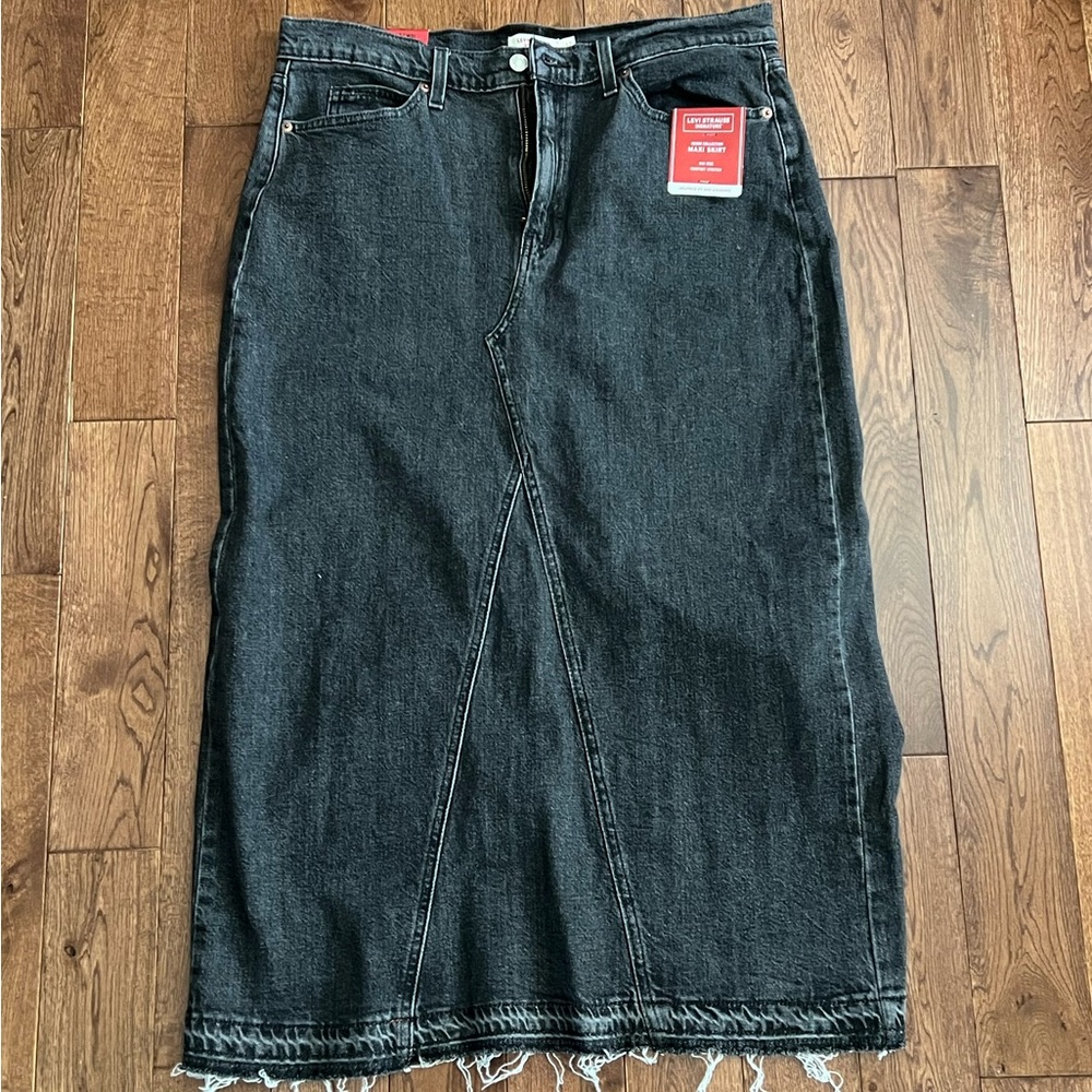 Levi’s Maxi Skirt